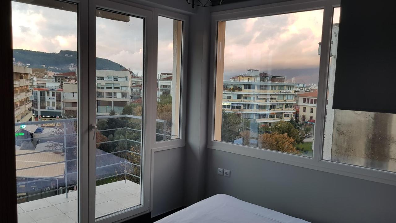 City Life Apartments #1 Ioannina Bagian luar foto